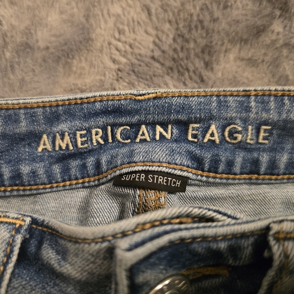 American Eagle Ripped Denim Skirt - Picture 3 of 3